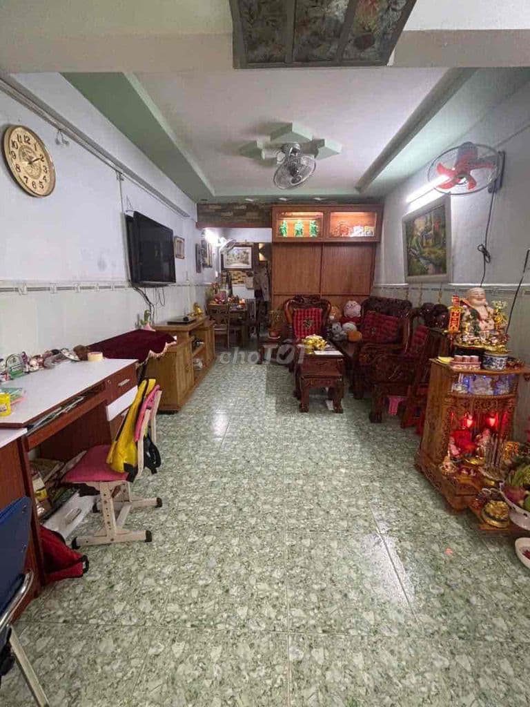 BÁN CHUNG CƯ TẦNG TRỆT NGUYỄN KIM 3PN, 2WC.