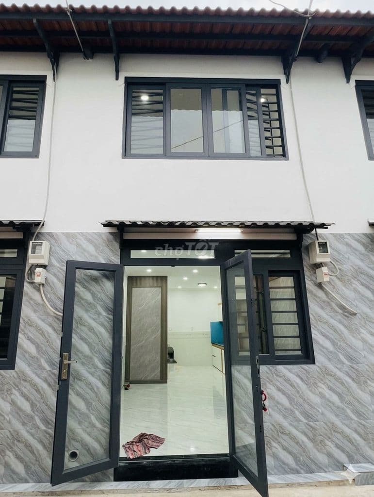 Bán nhà 730tr đường Nguyễn Ảnh Thủ gần ngã 3 Đông Quang