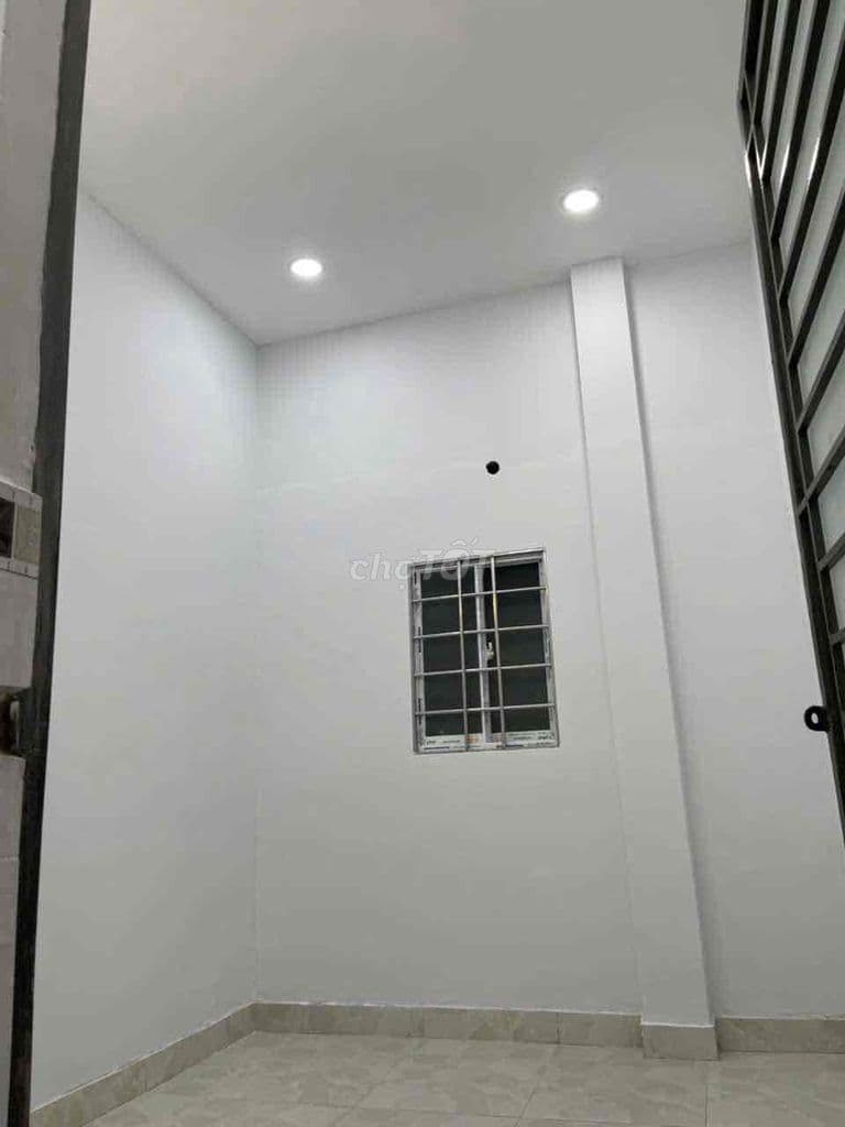 BÁN NHÀ SỔ HỒNG RIÊNG GẦN CHỢ THỚI TỨ - Ảnh 3