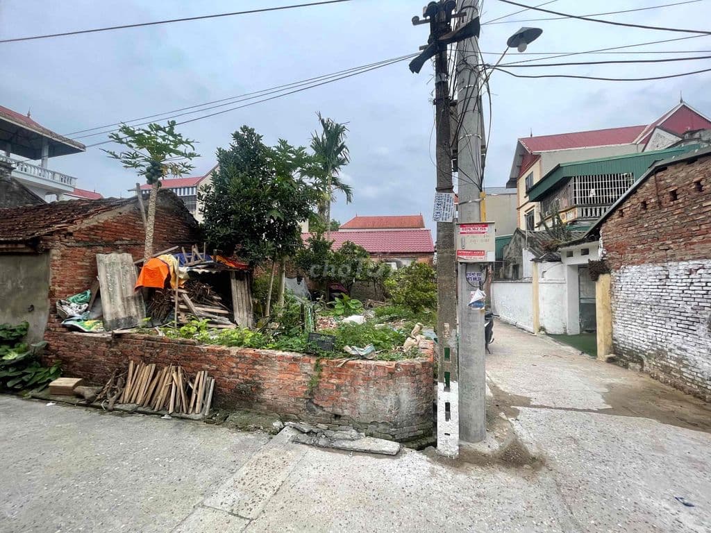 *** lô góc Đại Yên- Chương Mỹ ngay cấp 3 CMA 76m2 giá 3,x tỷ