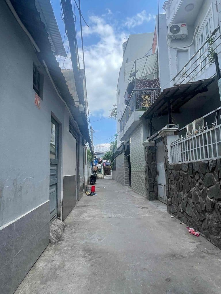 BÁN DÃY NHÀ 4 PHÒNG - 74m2 - 12x6,2m - 5 TỶ 290 - Ảnh 2