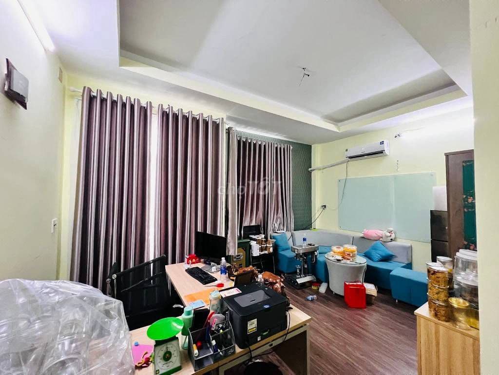 Hơn 5 tỷ-Nhà Q12, Ngang 5x16m, Gara 2 oto, 4T bề thế, Hẻm Xe hơi thông - Ảnh 3