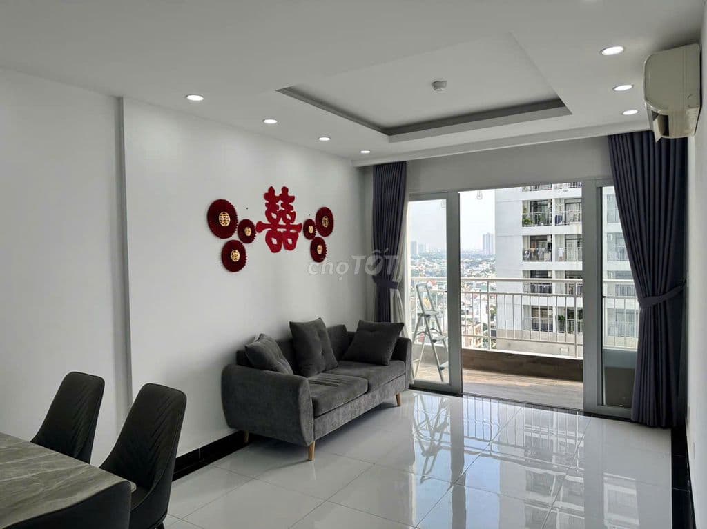 Bán căn hộ Giai Việt 2PN 2WC 78m2 SHR có ban công tặng lại nội thất