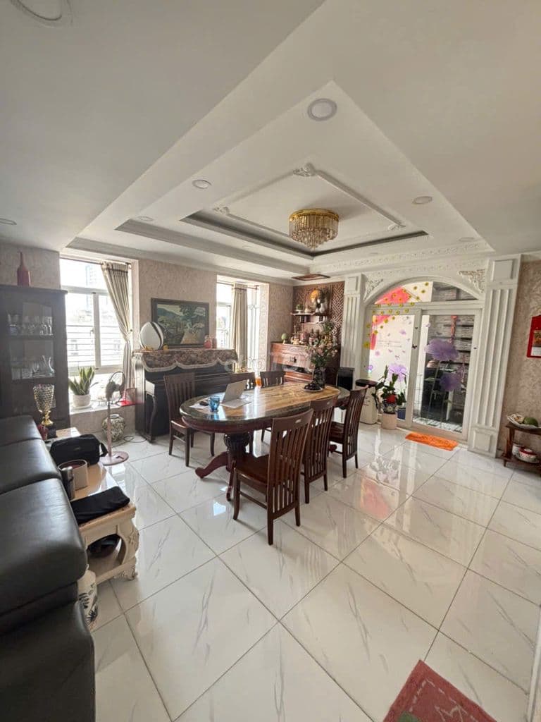 PENTHOUSE ĐẲNG CẤP SKY GARDEN 3 – PHÚ MỸ HƯNG, QUẬN 7