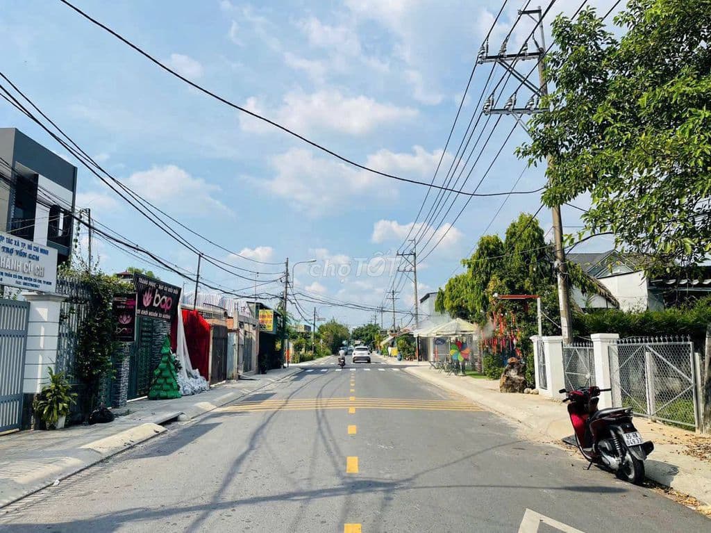 650 Triệu Sở Hữu Ngay 320m2 Đất Thị Trấn Củ Chi Gần Chợ Việt Kiều SHR - Ảnh 3