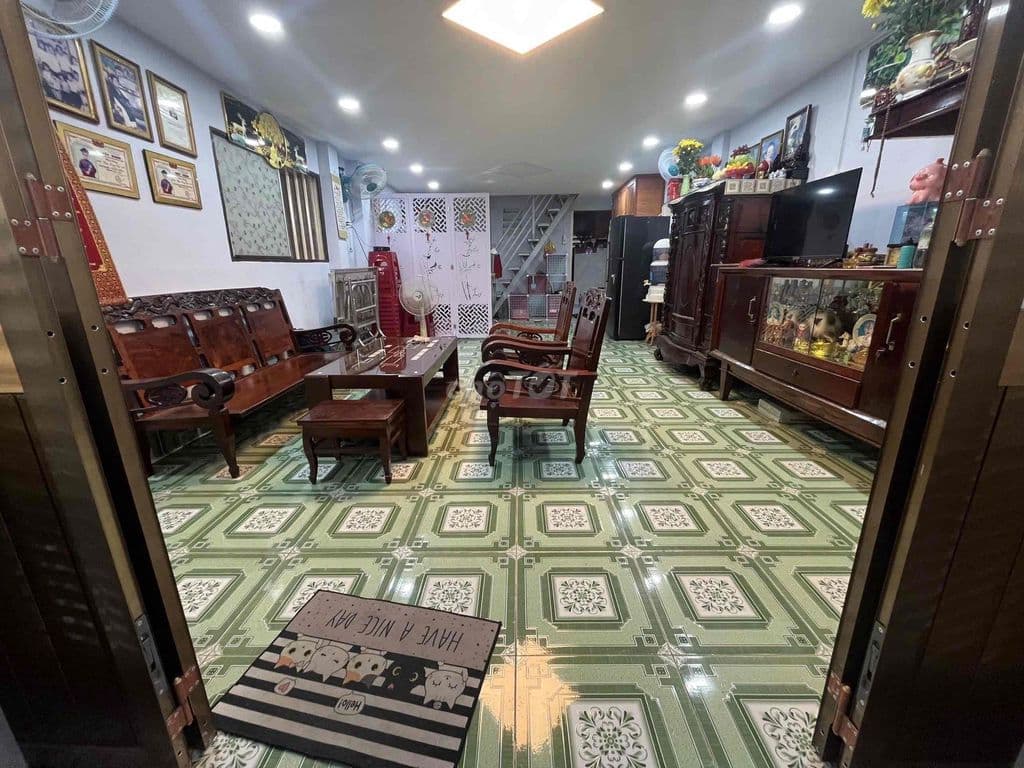 Chính chủ cần bán chung cư