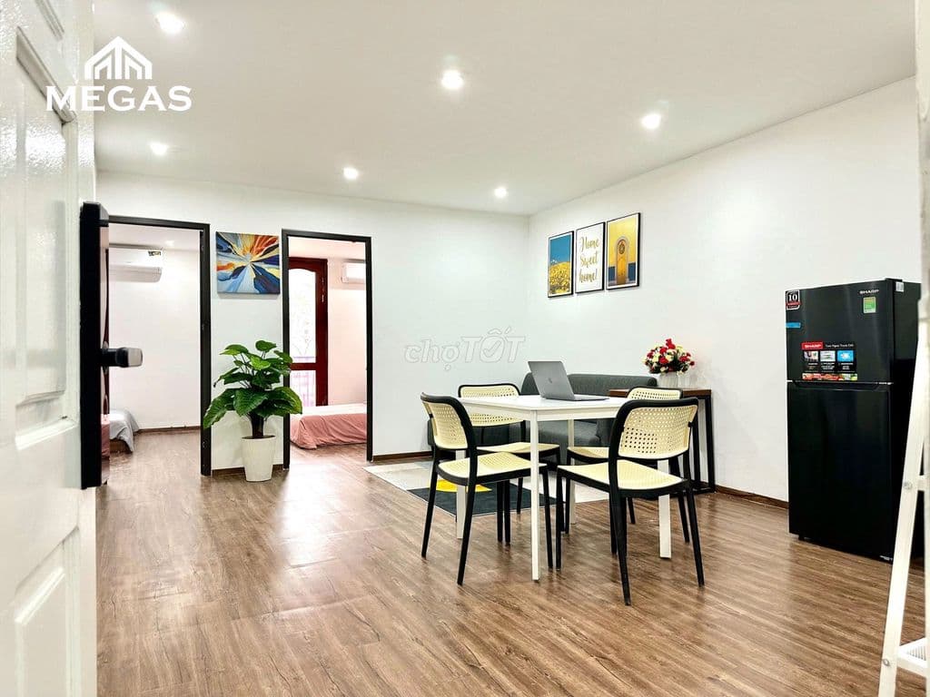 CĂN HỘ 2N2WC FULL NỘI THẤT OTO ĐỖ CỬA ÂU CƠ,LOTTE TÂY HỒ-LẠC LONG QUÂN