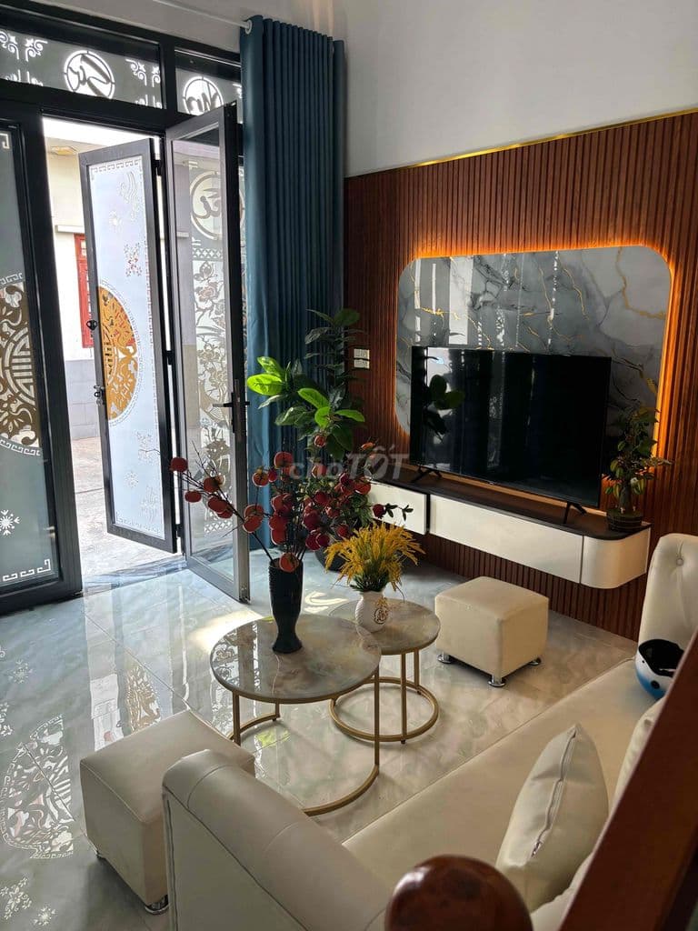 Bán Gấp Nhà Xẻm Xe Hơi gần Bình Trị Đông 40m2 4x10 gia 2ty9