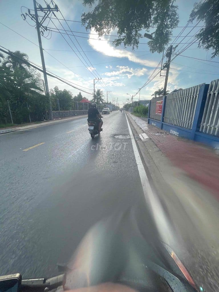 chính chủ cần bán đất nền đẹp ngay song hành QL50