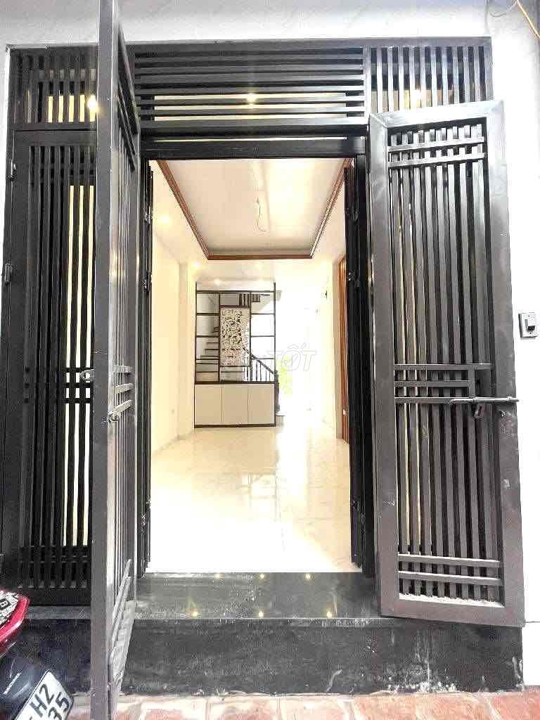 🔥 Thanh Lân - Hoàng Mai - nhà đẹp ở ngay - khu vực đang phát triển - g