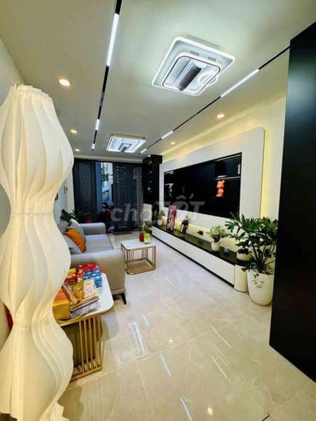 bán nhà 5 tầng Hai Bà Trưng giá nhỉnh 7 tỷ