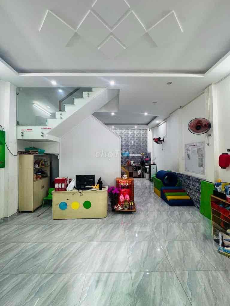 BÁN NHÀ TỈNH LỘ 10 - NGAY CHỢ BÀ HOM. 5,5 X -10M. 3 TẦNG .KHU PHÂN LÔ - Ảnh 3