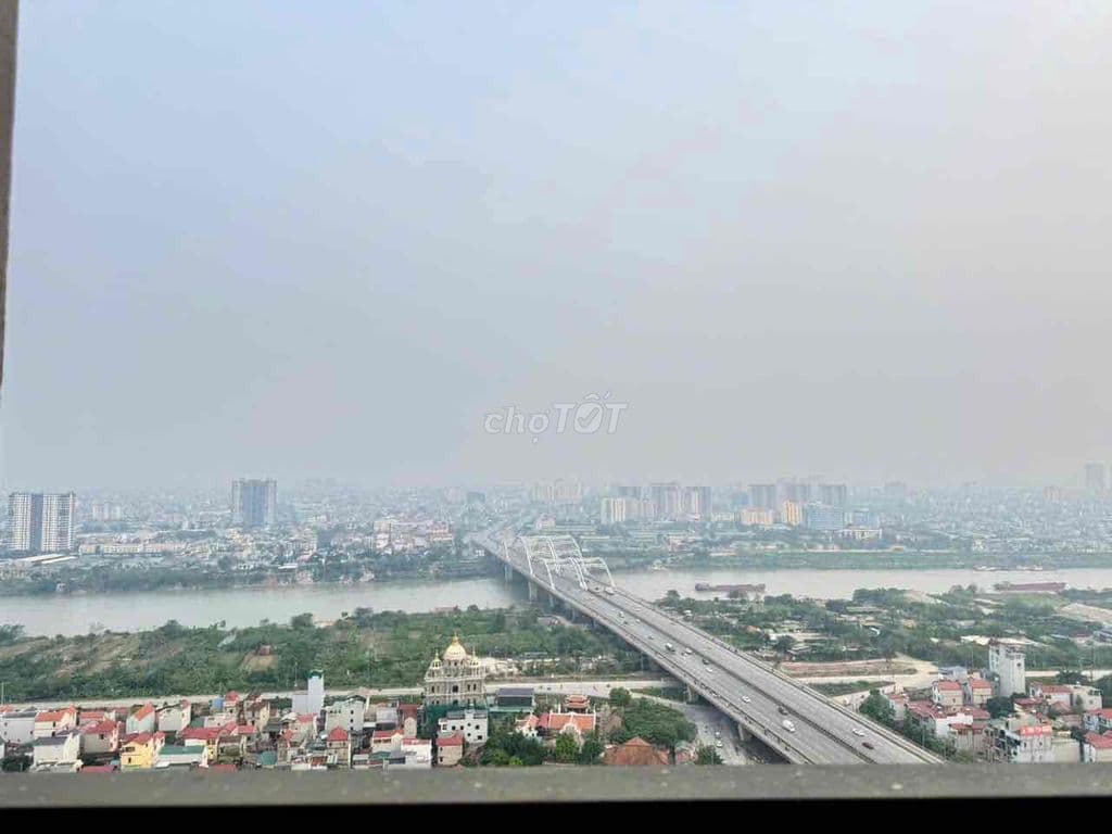 Do cần tiền nên em bán căn chung cư Eurowindow toà River