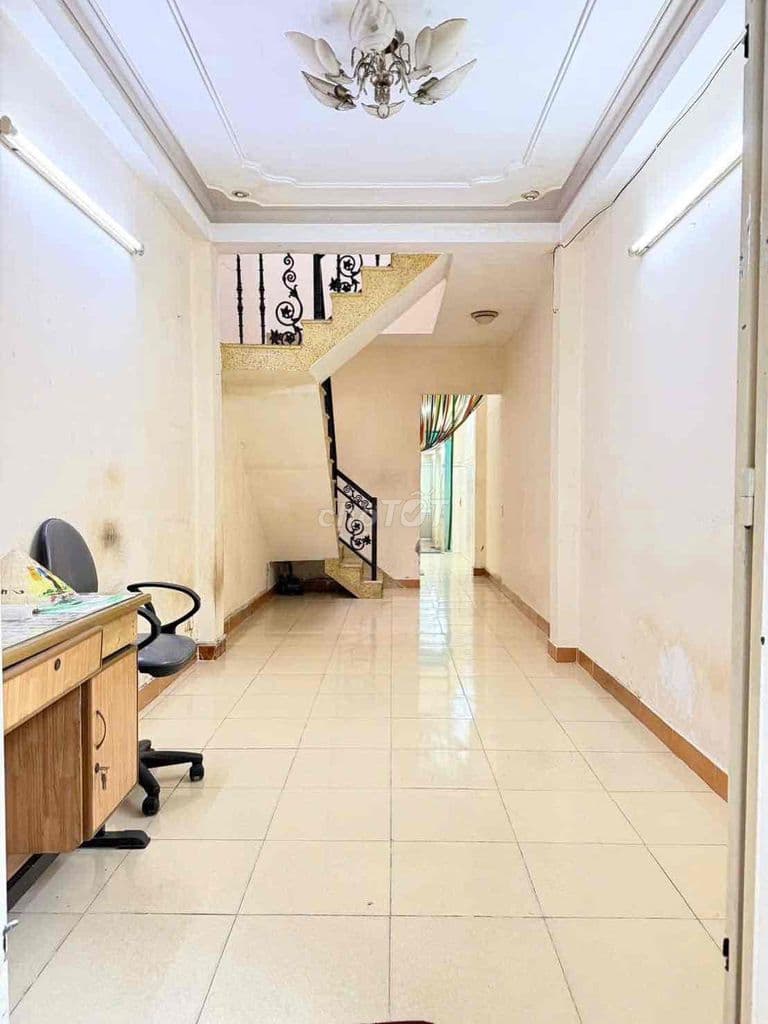 🛑Nhà bán DT lớn 72 m2 - hẻm thông, gần MT Tám Danh, P4 , Q8