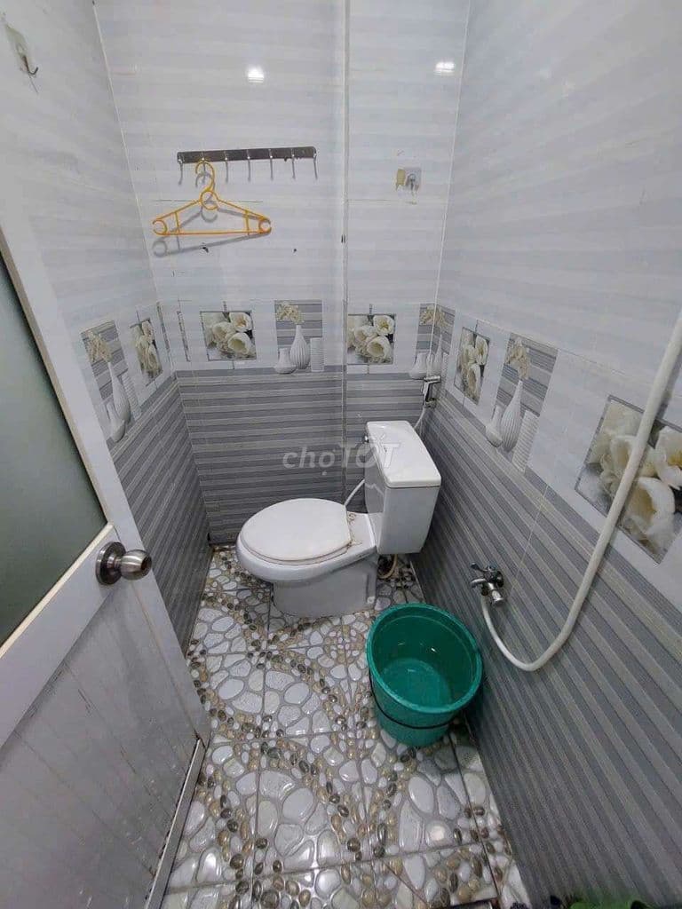 Bán nhà đường Trần Xuân Soạn P.tân hưng Q7 DT.4m×4m5 } 1 Lững 1 lầu 2P - Ảnh 3