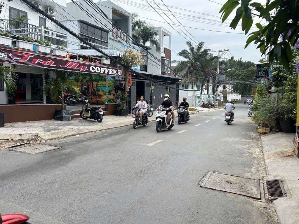 Chủ gấp bán lô đất trường thạnh