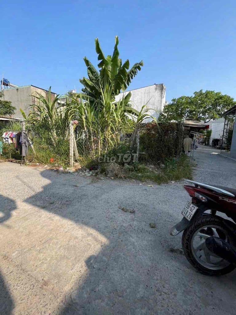 kẹt quá - xả lỗ lô đất ngay Thạnh Xuân 52