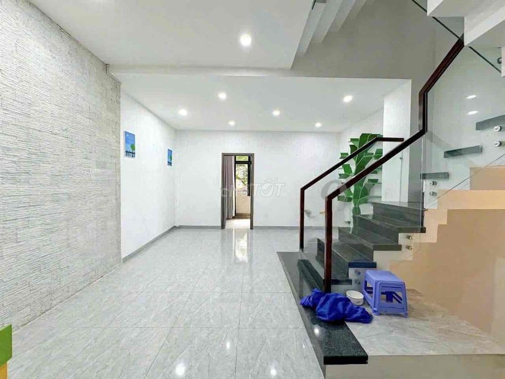 cần bán gấp nhà đẹp đi nước ngoài - Ảnh 3