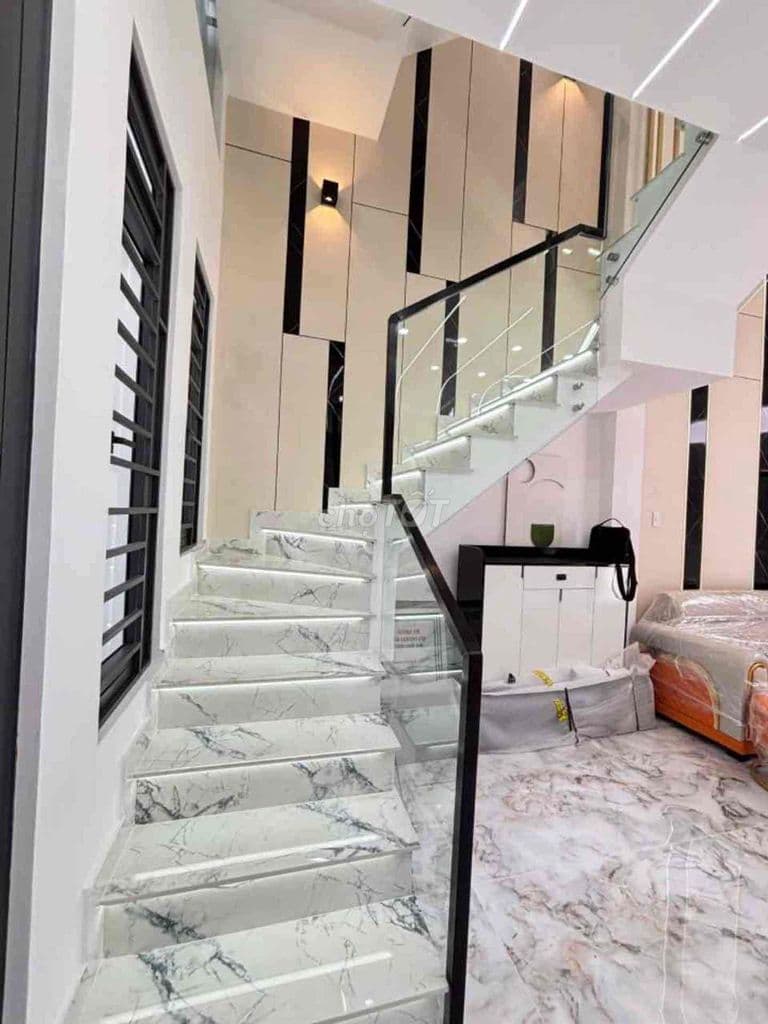 BÁN GẤP SIÊU PHẨM 5 TẦNG- Ô TÔ NGỦ TRONG NHÀ- LONG TRƯỜNG- QUẬN 9 - Ảnh 3