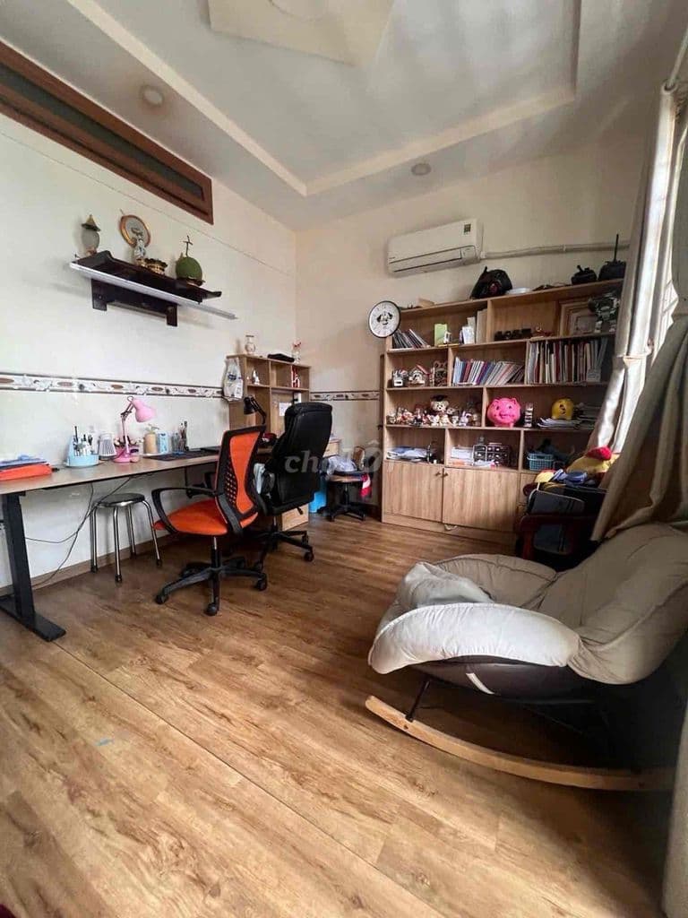 Bán gấp Nhà đẹp 2 tầng Lê Văn Quới BTân, 40m2, hẻm xe hơi, chỉ nhỉnh 4 - Ảnh 2