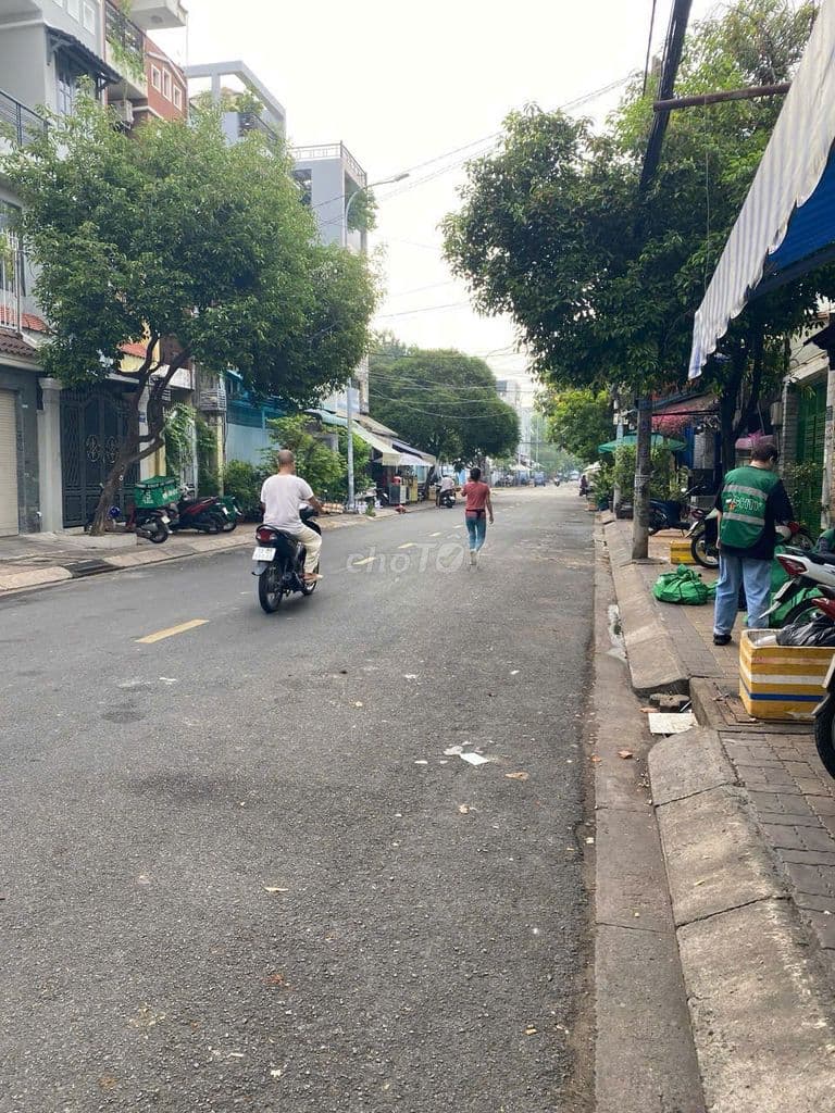 BÁN NHÀ MẶT TIỀN TRẦN THỦ ĐỘ – TÂN PHÚ - ĐƯỜNG RỘNG ĐẸP 14M - Ảnh 2