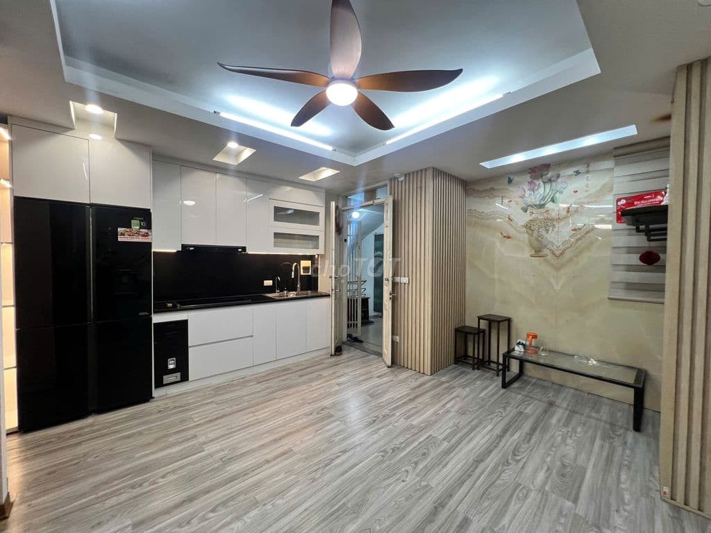 Bán căn 2 ngủ có sân thượng 55m2 giá 2,5 tỷ