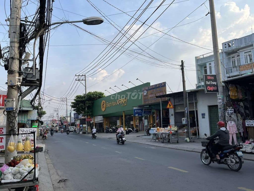 Nhà mặt tiền Phan Văn Hớn - Ảnh 2