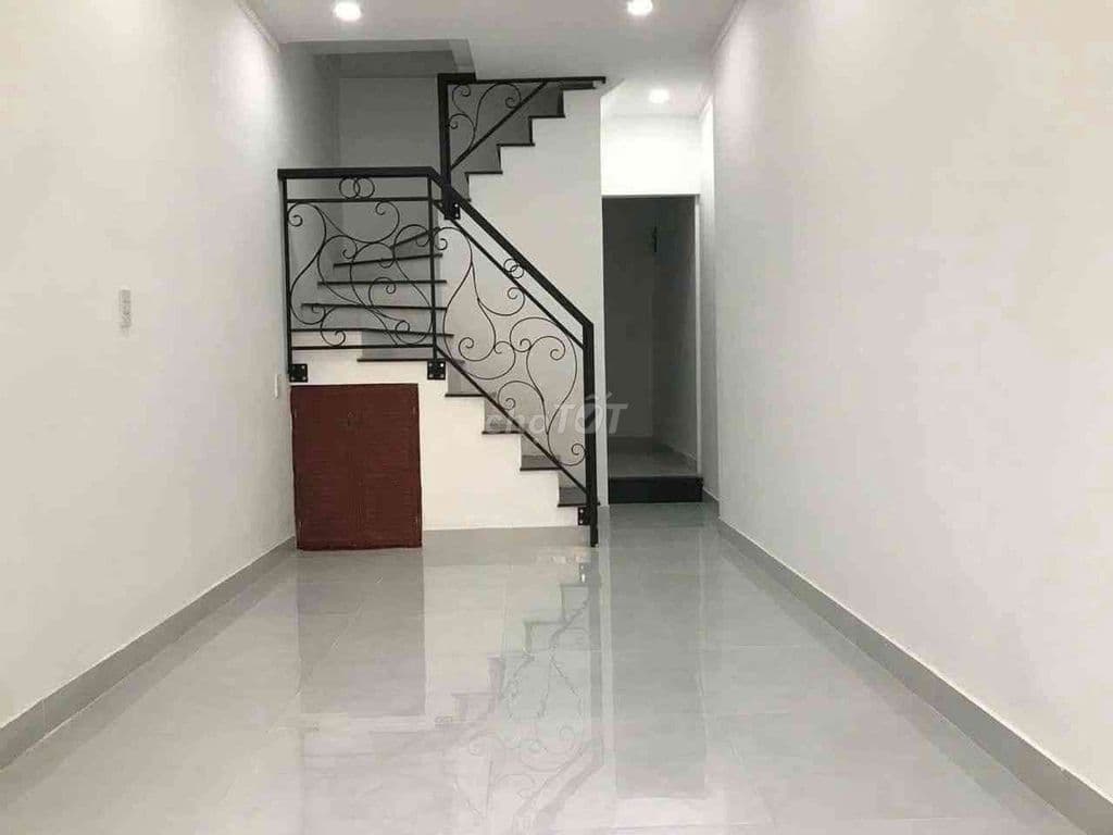 Bán nhà ở p16 - 33m² - 3 tầng 3PN - nhỉnh 3 tỷ - Ảnh 2