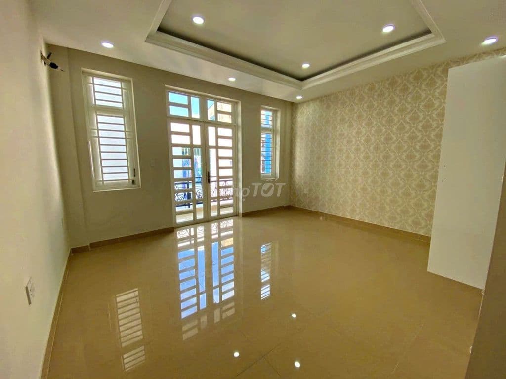 Bán nhà 4 tầng - DT80m2 (5x16m) Gần chợ Bình Triệu - Đối diện ĐH Luật - Ảnh 2