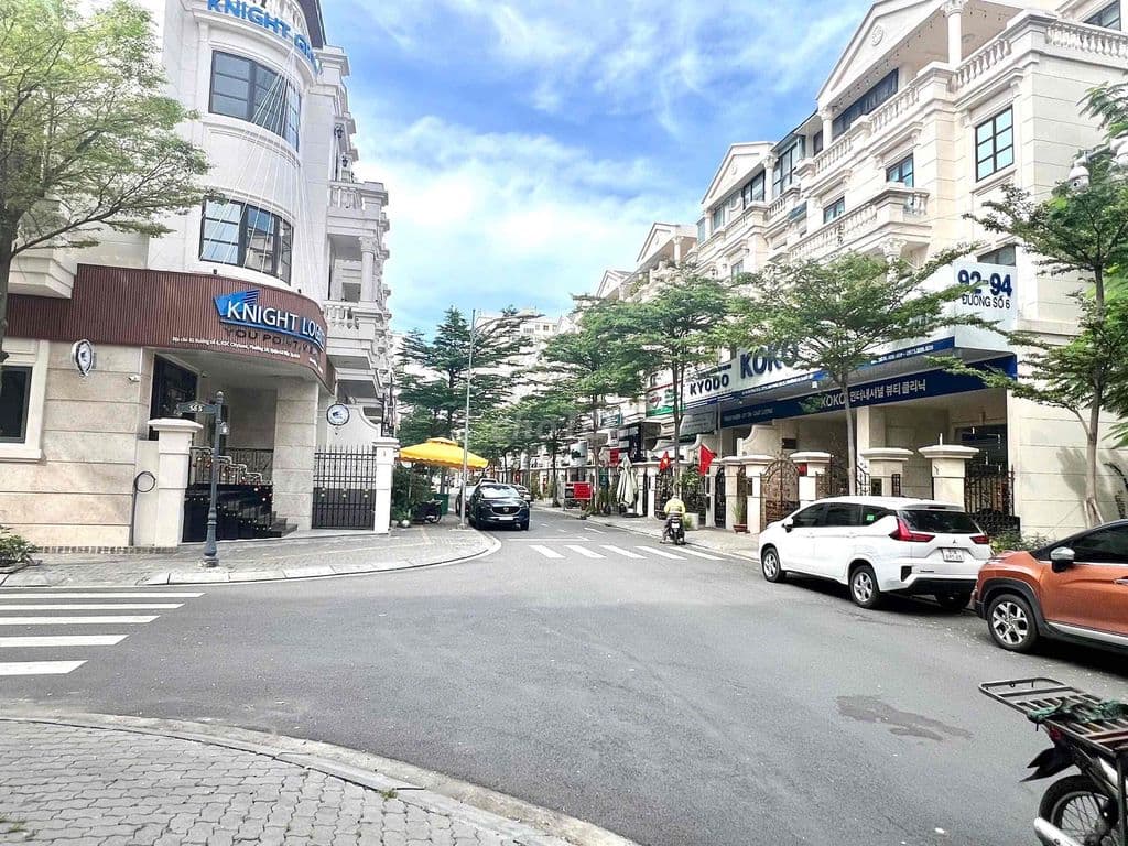 Cần bán căn nhà phố dự án Cityland Park Hill chỉ 20tỷ