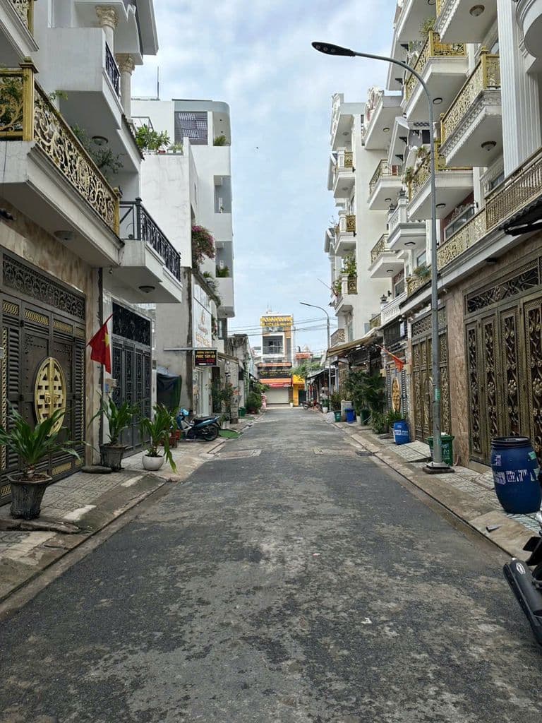 Bán nhà đường 7m nhựa, 4x15m, SHR, Liên Khu 4-5, Quận BT - Ảnh 2