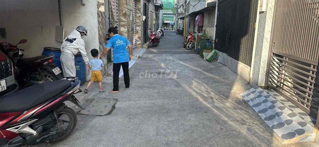 NỀN ĐẤT 1/ Đường 154 — Cạnh Chung Cư Topaz Home - 3.5 TỶ/59M2