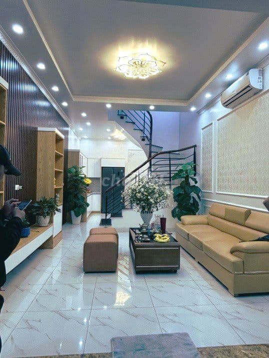 6,9 tỷ – nhà 5 tầng Trần Cung, Cầu Giấy – ngõ rộng, ở luôn