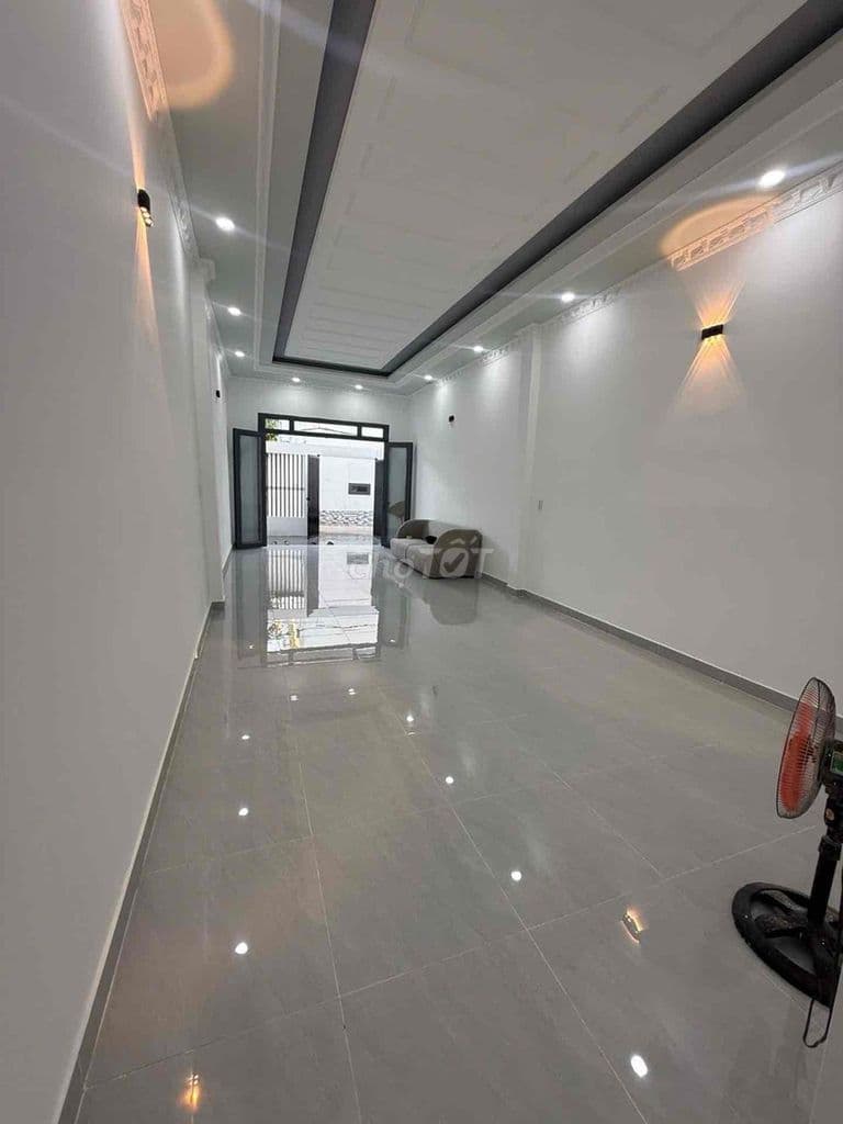 Bán nhà cấp 4, 1 tầng, SHR DT 81m2, giá 4,89 tỷ TL chính chủ