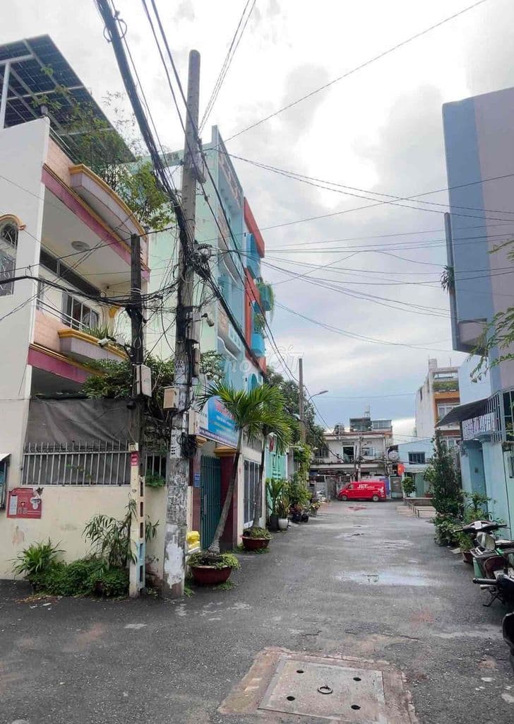 Nguyễn Văn Khối, hẻm ôtô 5m thông, 2 tầng, 4m x 14m vuông vức, 6.6 tỷ
