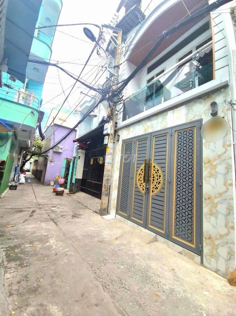 Nhà hẻm Trần Văn Quang,Tân Bình,3 tầng 30m2,SHR ko quy hoạch