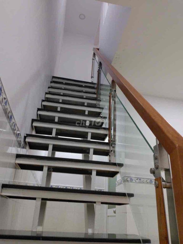 BÁN GẤP NHÀ NGAY PM QUANG TRUNG HOÁ ĐẦU TƯ 2,95 TỶ - Ảnh 3