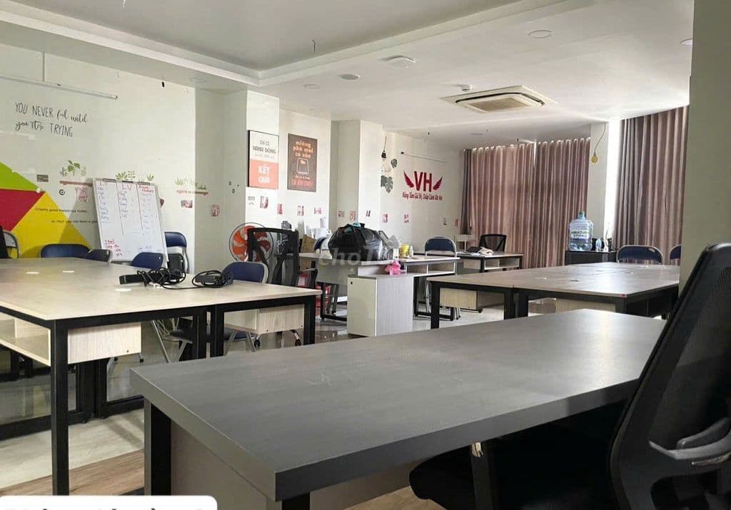 Tôi bán nhà 4lau mặt tiền Phạm Hùng,quận 8,5.5x17m,thuê 38tr/th,17ty
