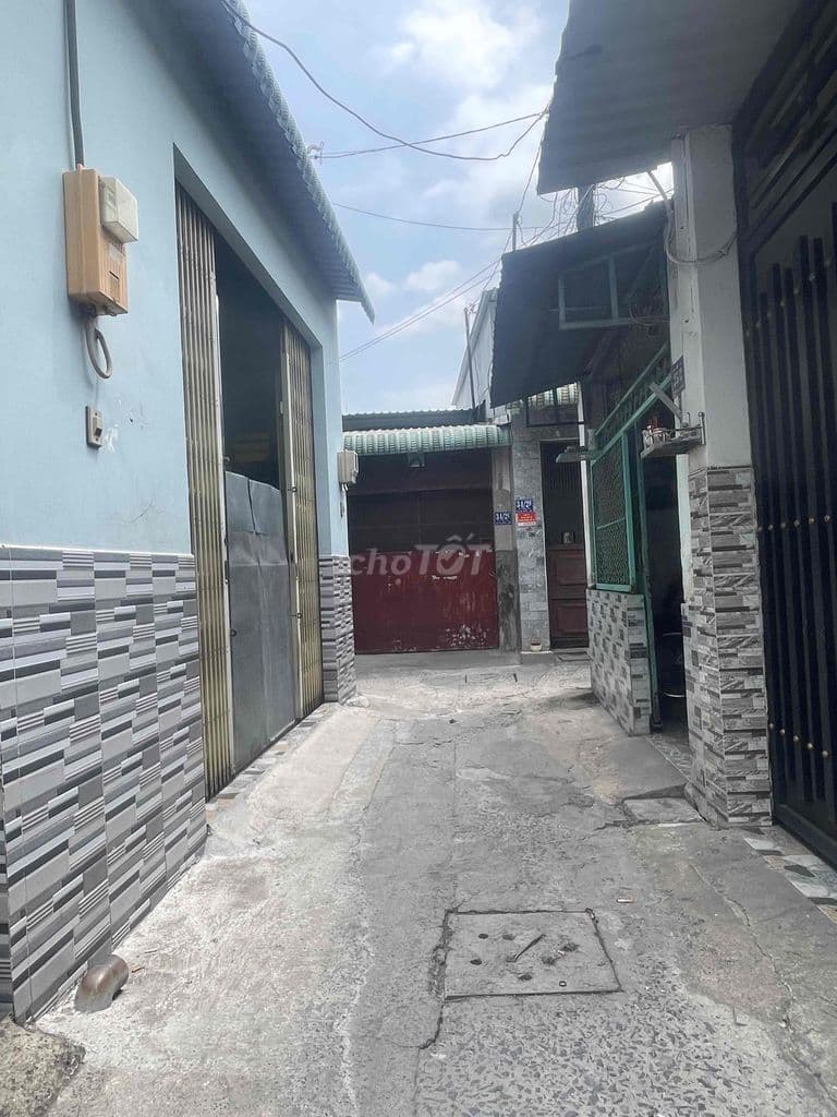 NHÀ SHR SÁT BÊN CHỢ BÀ ĐIỂM , TRƯỜNG PHAN CÔNG HỚN - Ảnh 2