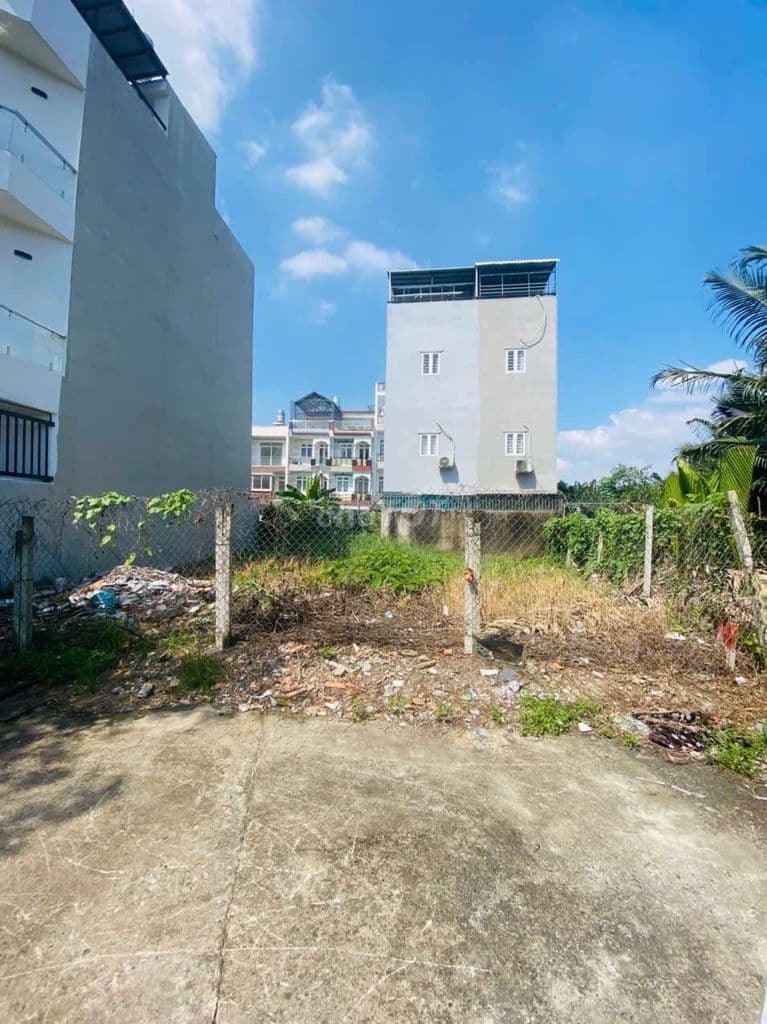 Đất Đẹp Thích hợp xây nhà vườn Biệt Thự Phước kiển Nhà Bè.