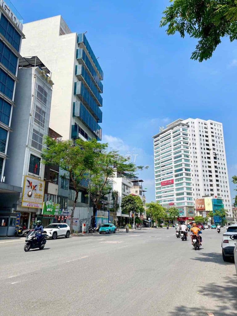 NHÀ ĐẸP LÀNG CỔ THỤY KHUÊ – DÂN XÂY-MẶT TIỀN VIP- VỊ TRÍ ĐẮC ĐỊA TT T