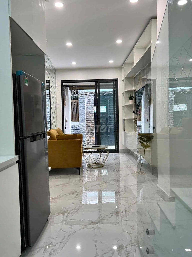 Bán nhà hẻm 99 Nguyễn Đình Chiểu 4 lầu mới đẹp chỉ 5.5 tỷ