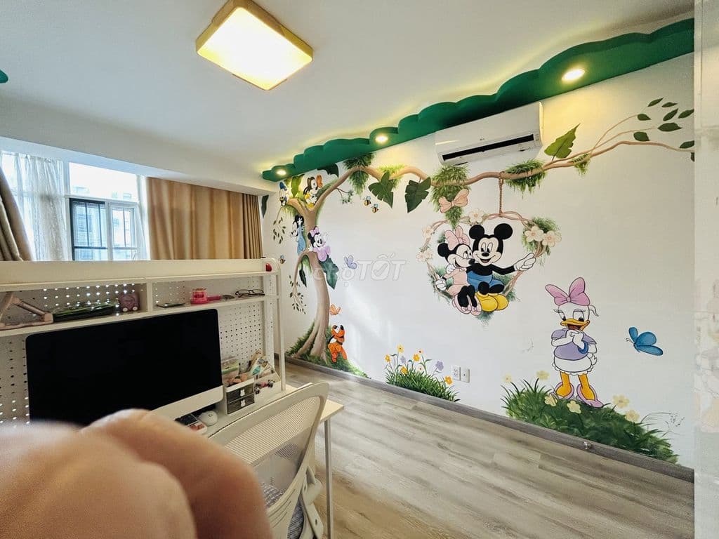 Chính chủ cần bán chung cư giai việt 150m2 3 phòng ngủ full nội thất