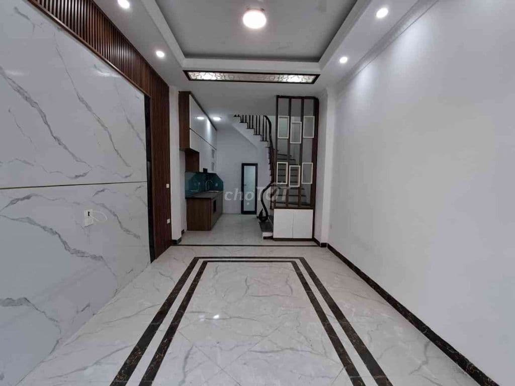 BÁN NHÀ TÂY TRÀ. NAM DƯ MỚI COONG TRƯỚC NHÀ RỘNG THOÁNG VÀI BƯỚC RA CV