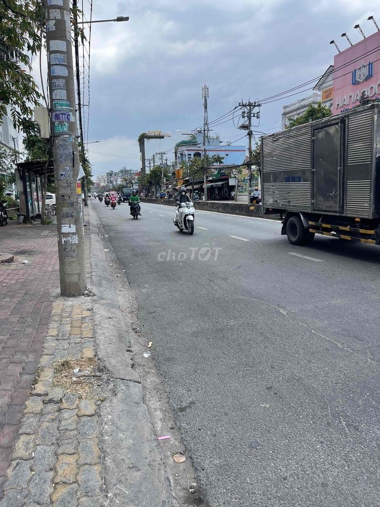 BÁN NHÀ MẶT TIỀN Phan Văn Hớn – QUẬN 12 • 📍 Vị trí: Phường Tân Thới N