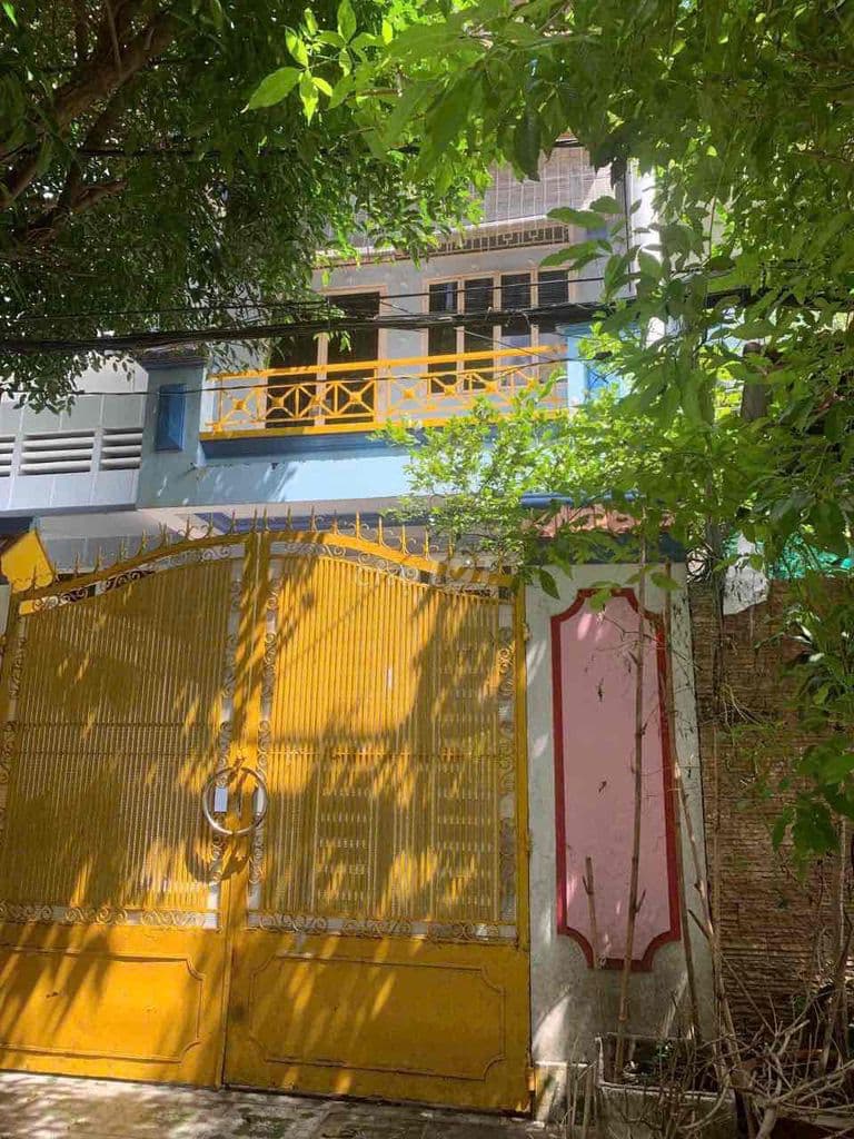 cần tiền bán gấp nhà 2 tầng diện tích 80m đường số 9