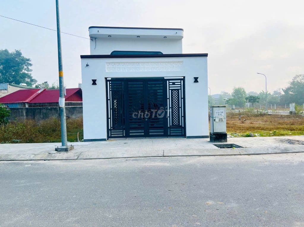 CHỈ 980TR - CÓ NGAY NHÀ MỚI 100% HOÀN CÔNG MTĐ 387- SHR - TÂN AN HỘI