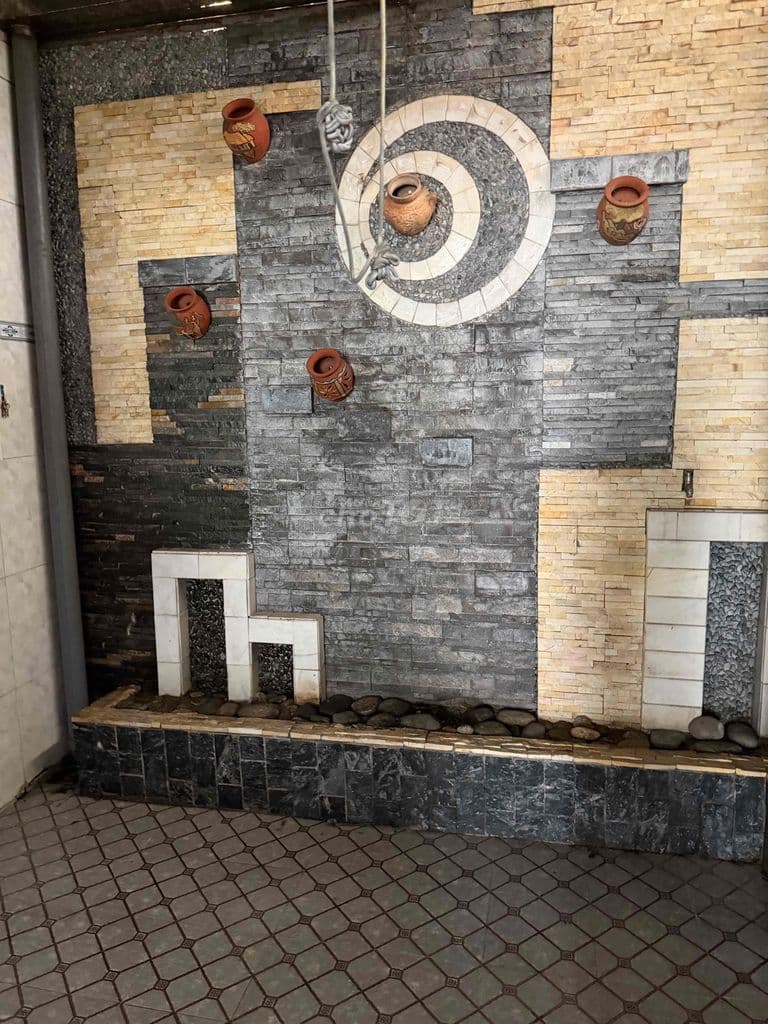 Bán nhà trệt 2 lầu , 5 pn , 5wc - Ảnh 3