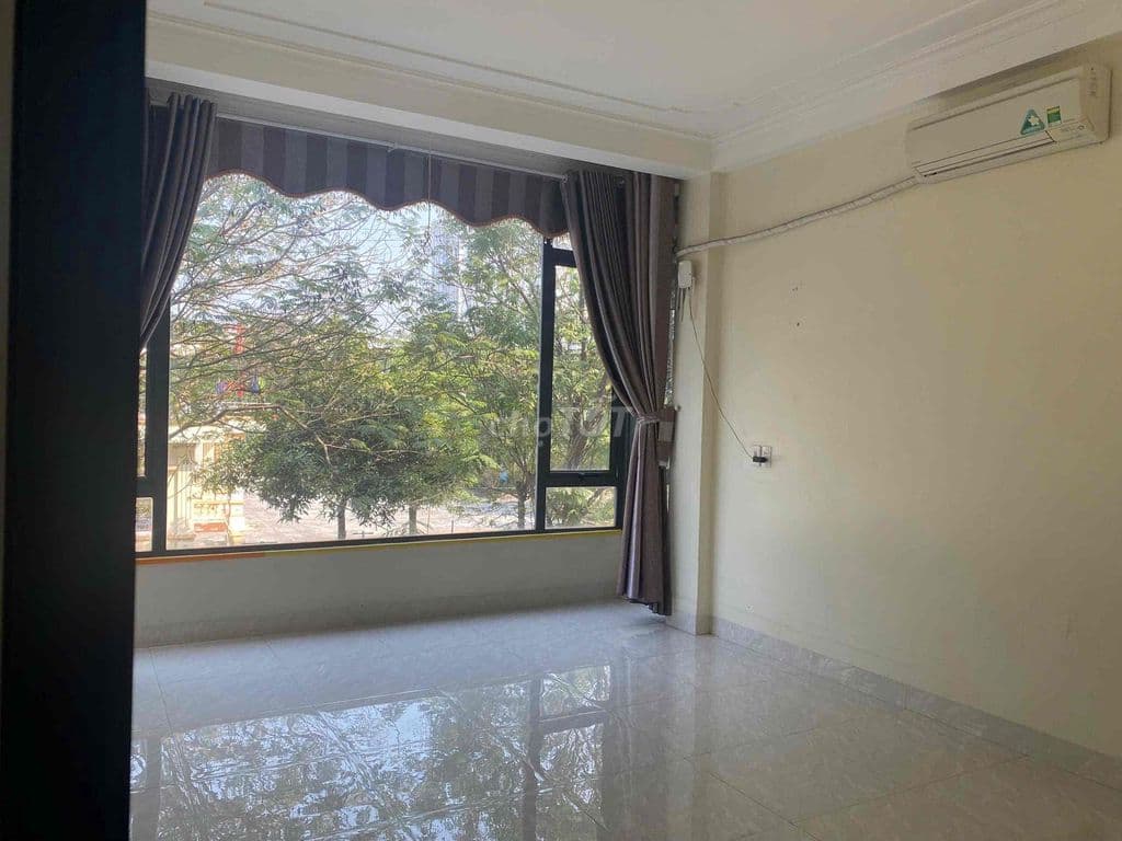 chính chủ bán liền kề hàng bè, 50m2, không lỗi, view công viên nhà vh - Ảnh 2