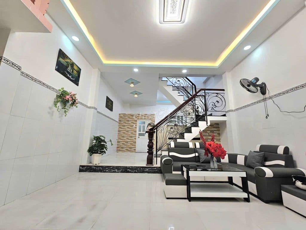 Nhà bán hẻm 1269/ PHẠM THẾ HIỂN, P5, Giá: 5ty390. DT 9m x 6m - Ảnh 2